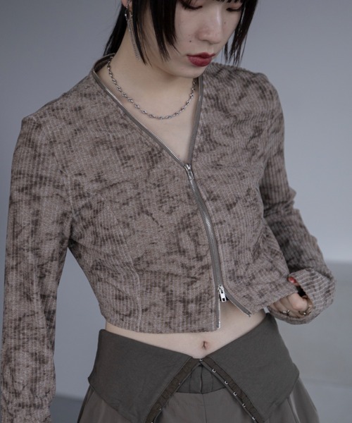 VACANCY(ヴァカンシー)の「ケミカル加工ZIPリブカーディガン(Tシャツ/カットソー・レディース・ブラック/ベージュ・FREE)」の20枚目の写真