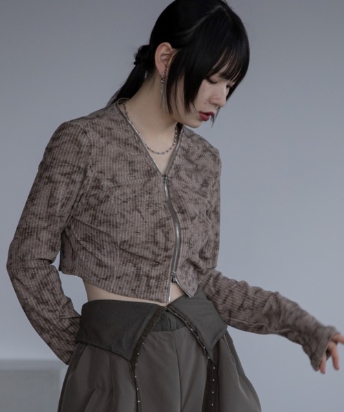VACANCY(ヴァカンシー)の「ケミカル加工ZIPリブカーディガン(Tシャツ/カットソー・レディース・ブラック/ベージュ・FREE)」の22枚目の写真