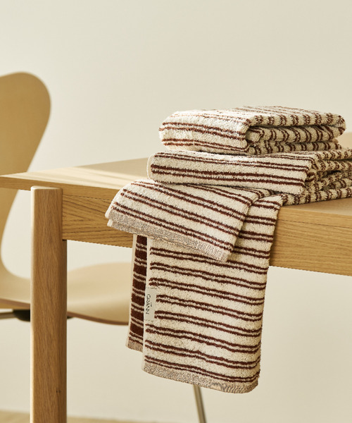 SiNCERE(シンシア)の「〈GRANN/グラン〉 FACE TOWEL /フェイスタオル(タオル・レディース・ブラウン・ONE SIZE)」の1枚目の写真