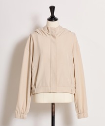 コンパクトフーディージャケット