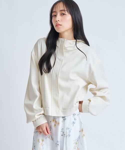 NOELA(ノエラ)の「コンパクトフーディージャケット(その他アウター・レディース・オフホワイト/ベージュ・M/S)」の4枚目の写真