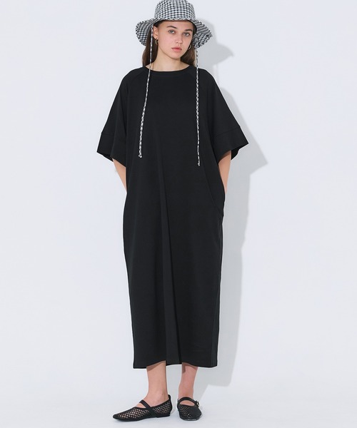 coca(coca)(コカ)の「五分袖カットワンピース(ワンピース・レディース・ライトグレー/ブラック・S/M/L)」の1枚目の写真