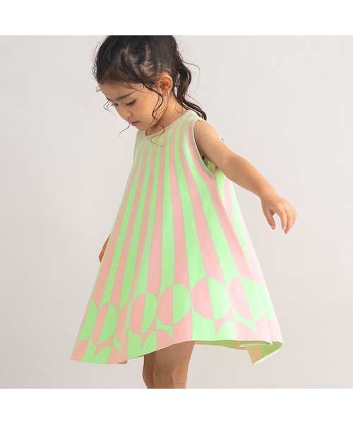 ami amie（アミアミ）の「＊綿100％＊ノースリーブグラフィックAラインワンピース（ワンピース・キッズ・サックスブルー/ライトグリーン・115cm/130cm/100cm）」の13枚目の写真