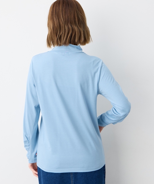 Petit Honfleur(プチオンフルール)の「袖シャーリングハイネックトップス(Tシャツ/カットソー・レディース・アイボリー/ブラック/サックスブルー/グレー・M/L)」の9枚目の写真