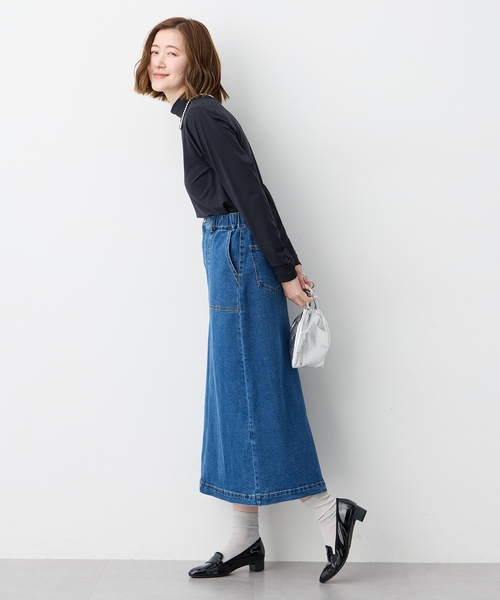 Petit Honfleur(プチオンフルール)の「袖シャーリングハイネックトップス(Tシャツ/カットソー・レディース・アイボリー/ブラック/サックスブルー/グレー・M/L)」の22枚目の写真