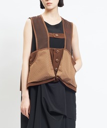 gomme（ゴム）の「バックプリーツベスト（ベスト）」