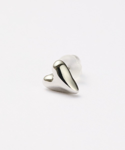 COLONY 2139（コロニートゥーワンスリーナイン）の「ミニマムハートピアス（ピアス（両耳用）・レディース・シルバー/ゴールド・FREE）」の4枚目の写真