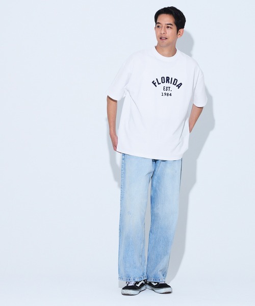 coca(coca)(コカ)の「インレイ裏毛スウェットワッペントップス(スウェット・メンズ・ホワイト/チャコール・L/M/XL)」の3枚目の写真