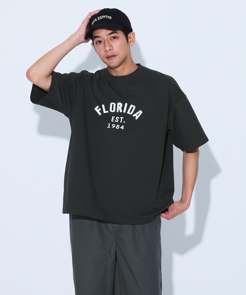 coca(coca)(コカ)の「インレイ裏毛スウェットワッペントップス(スウェット・メンズ・ホワイト/チャコール・L/M/XL)」の9枚目の写真