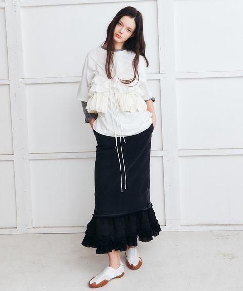 LE CIEL BLEU(ルシェルブルー)の「ラッフルビスチェトップ / Ruffled Bustier Top(その他トップス・レディース・ブラック/オフホワイト・36)」の4枚目の写真