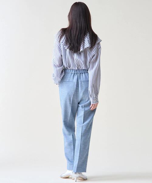 Tiara(ティアラ)の「タックテーパードパンツ(スラックス・レディース・ブラック/ブルー/ベージュ・2/3/4)」の10枚目の写真
