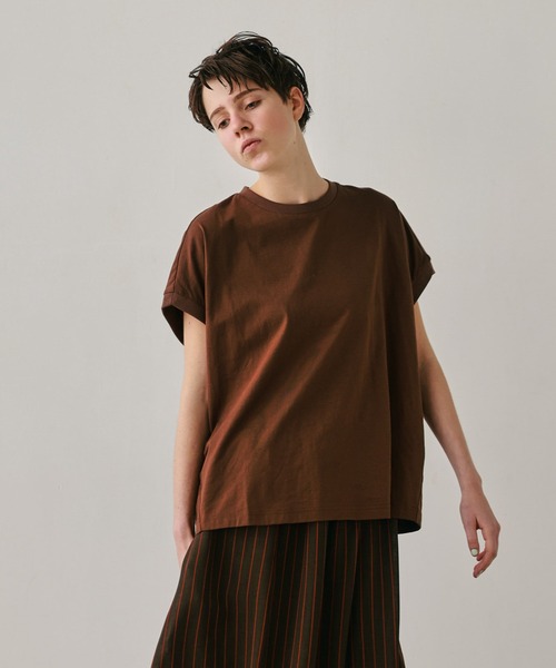 Kelen（ケレン）の「「KELEN / ケレン」ヤッコスリーブTEE（Tシャツ/カットソー・レディース・ブラック/ブラウン/オフホワイト/サックスブルー・M/S）」の4枚目の写真