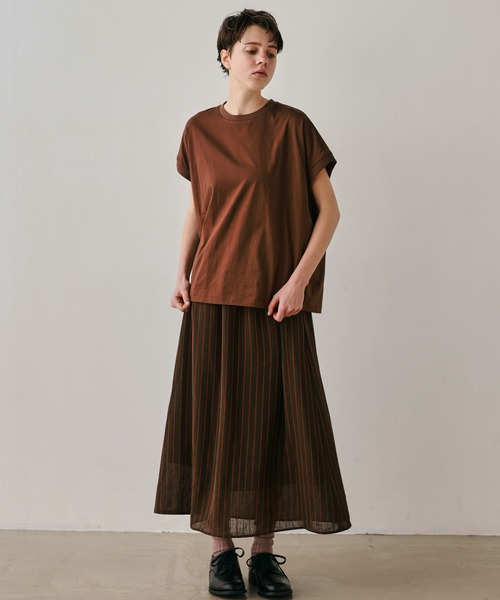 Kelen（ケレン）の「「KELEN / ケレン」ヤッコスリーブTEE（Tシャツ/カットソー・レディース・ブラック/ブラウン/オフホワイト/サックスブルー・M/S）」の5枚目の写真