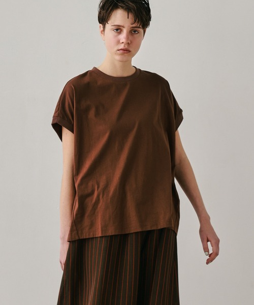 Kelen（ケレン）の「「KELEN / ケレン」ヤッコスリーブTEE（Tシャツ/カットソー・レディース・ブラック/ブラウン/オフホワイト/サックスブルー・M/S）」の6枚目の写真