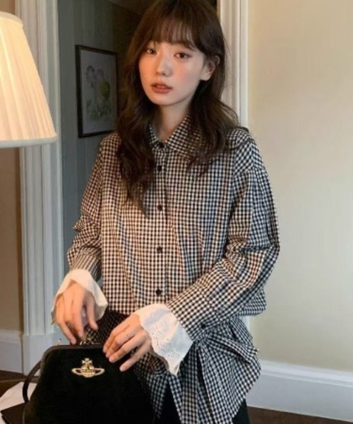Achic(アシック)の「クラシックチェック リボンタイシャツ(Tシャツ/カットソー・レディース・ブラック・M)」の3枚目の写真