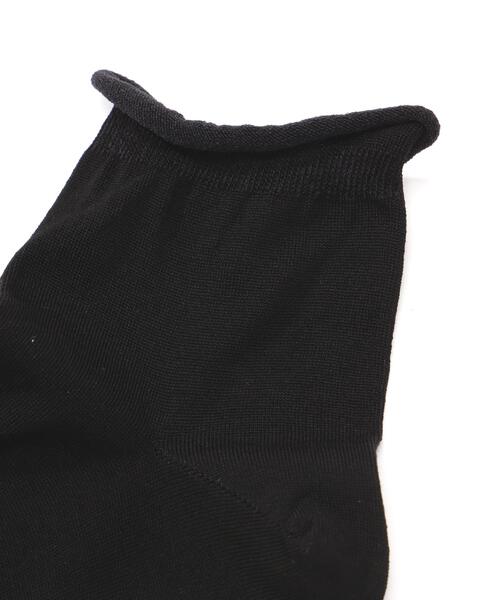 MARGARET HOWELL（マーガレットハウエル）の「COTTON BOBBY SOCKS（ソックス/靴下・レディース・ブラック/ブラウン/ホワイト・FREE）」の4枚目の写真