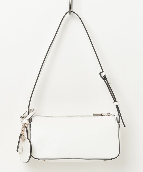 Guess（ゲス）の「ISOBEL MINI SHOULDER BAG バッグ ハンドバッグ（ハンドバッグ・レディース・ライトピンク/ブラック/ホワイト・ONE SIZE）」の16枚目の写真