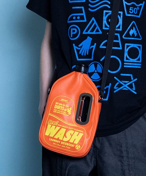 MILKBOY(ミルクボーイ)の「SOAP BOTTLE バッグ(ショルダーバッグ・メンズ・B/A・FREE)」の1枚目の写真