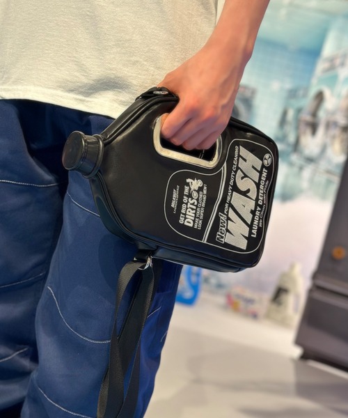MILKBOY(ミルクボーイ)の「SOAP BOTTLE バッグ(ショルダーバッグ・メンズ・B/A・FREE)」の15枚目の写真