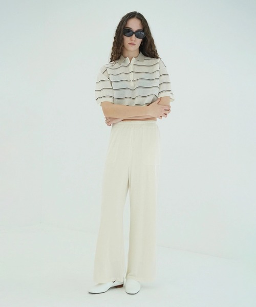 CLANE(クラネ)の「SPONGY SHEER POLO KNIT TOPS(ポロシャツ・レディース・アイボリー/ネイビー・1/2)」の7枚目の写真