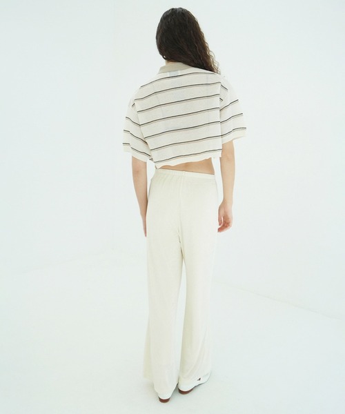 CLANE(クラネ)の「SPONGY SHEER POLO KNIT TOPS(ポロシャツ・レディース・アイボリー/ネイビー・1/2)」の8枚目の写真