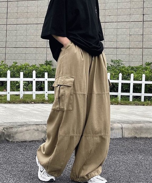 DOUBLE STEAL（ダブルスティール）の「DSワイドカーゴバルーンイージーパンツ（その他パンツ・メンズ・ブラック/チャコールグレー/ベージュ・X-LARGE/LARGE/MEDIUM）」の3枚目の写真