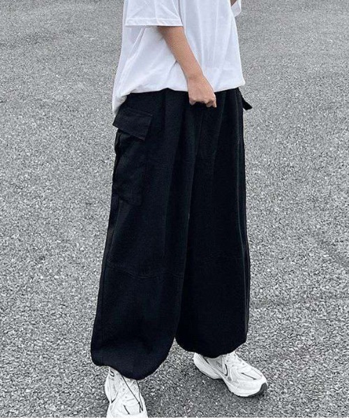 DOUBLE STEAL（ダブルスティール）の「DSワイドカーゴバルーンイージーパンツ（その他パンツ・メンズ・ブラック/チャコールグレー/ベージュ・X-LARGE/LARGE/MEDIUM）」の6枚目の写真