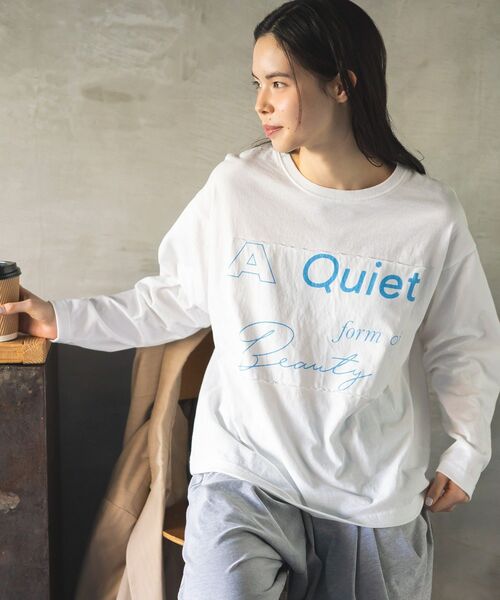 CRAFT STANDARD BOUTIQUE(クラフトスタンダードブティック)の「ロゴプリントロンTee(Tシャツ/カットソー・レディース・グレー/オフホワイト/ダークグレー・FREE)」の4枚目の写真