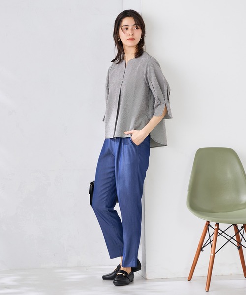 a.v.v（アーヴェヴェ）の「［支持率NO.1/接触冷感/速乾/UVカット/イージーケア］イージーテーパードパンツ（スラックス・レディース・ブラック/ベージュ/ダークグレー/インディゴブルー/グリーン/ネイビー・LARGE/MEDIUM/SMALL/X-SMALL/X-LARGE）」の12枚目の写真