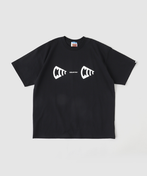 CITY COUNTRY CITY(シティーカントリーシティー)の「CITY COUNTRY CITY / シティーカントリーシティー CCC Tsh(Tシャツ/カットソー・メンズ・ブラック・LARGE/MEDIUM)」の1枚目の写真