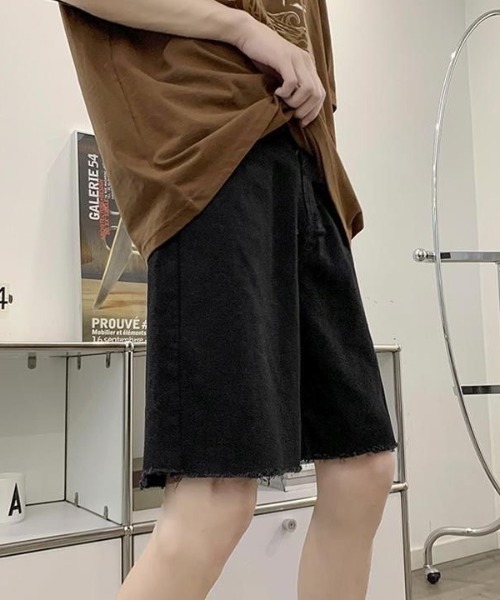 link lot(リンクロット)の「切りっぱなしZIPデザインハーフデニムパンツ(デニムパンツ・メンズ・ブルー/ブラック・L/M)」の3枚目の写真