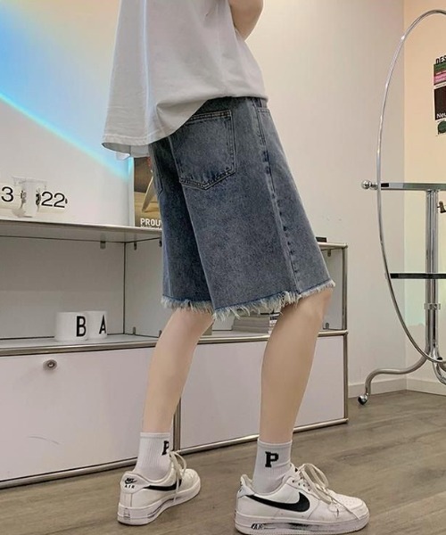link lot(リンクロット)の「切りっぱなしZIPデザインハーフデニムパンツ(デニムパンツ・メンズ・ブルー/ブラック・L/M)」の9枚目の写真