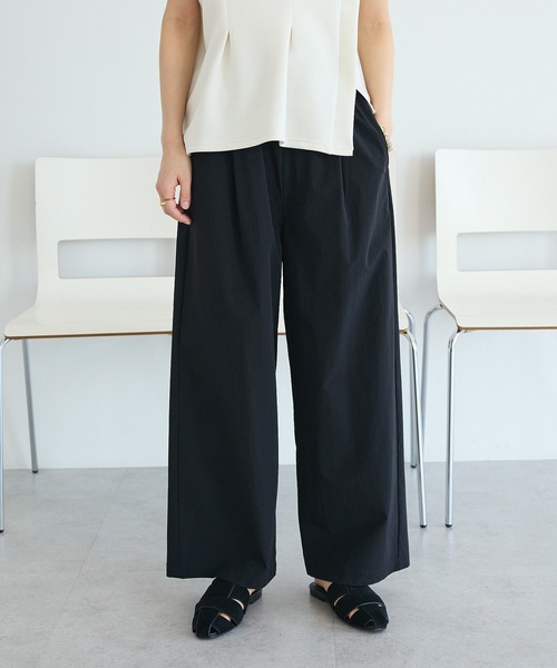 CRAFT STANDARD BOUTIQUE(クラフトスタンダードブティック)の「撥水 ワイドイージーパンツ(その他パンツ・レディース・ライトパープル/ブラック/グレー・M/L)」の1枚目の写真