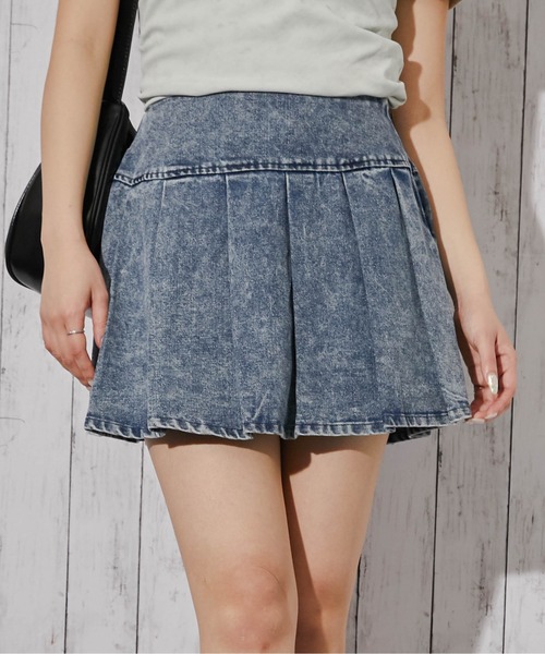 GORGE（ゴージ）の「《デニムプリーツ×インナーパンツ付き》ミニスカート／ストリート／Y2K／オールシーズン／全3色（スカート・レディース・ブラック/ブルー/ピンク・F）」の3枚目の写真