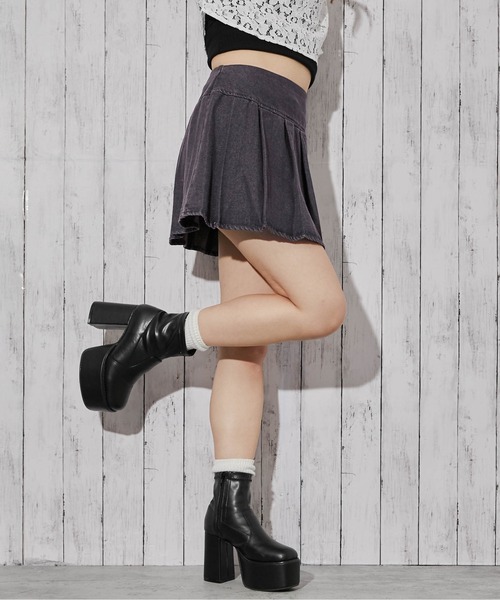 GORGE（ゴージ）の「《デニムプリーツ×インナーパンツ付き》ミニスカート／ストリート／Y2K／オールシーズン／全3色（スカート・レディース・ブラック/ブルー/ピンク・F）」の19枚目の写真