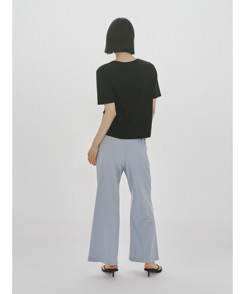 MIDIUMISOLID(ミディウミソリッド)の「MIDIUMISOLID for Ladies エッセンシャルフレアパンツ(その他パンツ・レディース・ブラウン/ブラック/ライトグレー・36/38)」の10枚目の写真