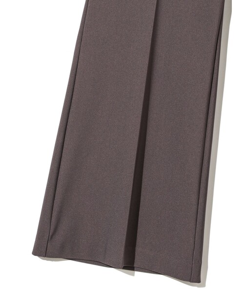 MIDIUMISOLID(ミディウミソリッド)の「MIDIUMISOLID for Ladies エッセンシャルフレアパンツ(その他パンツ・レディース・ブラウン/ブラック/ライトグレー・36/38)」の20枚目の写真
