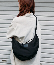 FREAK'S STORE（フリークスストア）の「GREGORY × FREAK'S STORE グレゴリー 別注 LAUGHING SHOULDER BAG L LEATHER PATCH 別注 ラフィンショルダーバッグ L レザーパッチ（ショルダーバッグ）」