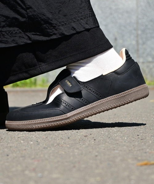 adidas(アディダス)の「【BILLY'S EXCLUSIVE】SAMBA JANE W KJ3970(スニーカー・レディース・ブラック・23.5cm/23.0cm/22.5cm/22.0cm/27.5cm/27.0cm/26.5cm/26.0cm/25.5cm/25.0cm/24.5cm/24.0cm/28.0cm)」の3枚目の写真