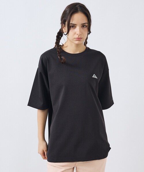 KELTY(ケルティ)の「【KELTY / ケルティ】Wappen Logo Ponte T-Shirt / ワッペンロゴポンチTシャツ/ロゴT/ポンチ素材/ユニセックス(Tシャツ/カットソー・メンズ・チャコールグレー/ブラック/オフホワイト・M/L)」の3枚目の写真