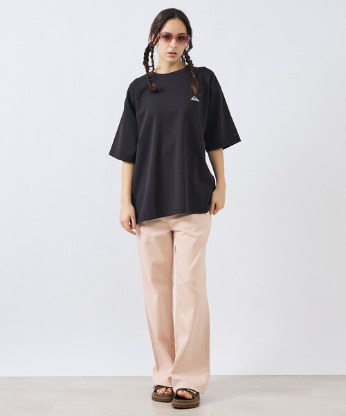KELTY(ケルティ)の「【KELTY / ケルティ】Wappen Logo Ponte T-Shirt / ワッペンロゴポンチTシャツ/ロゴT/ポンチ素材/ユニセックス(Tシャツ/カットソー・メンズ・チャコールグレー/ブラック/オフホワイト・M/L)」の7枚目の写真