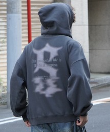 Confirm（コンファーム）の「プルオーバーパーカー（パーカー）」