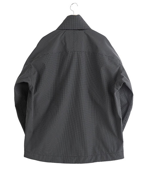 CMF OUTDOOR GARMENT（シーエムエフアウトドアガーメント）の「CMF OUTDOOR GARMENT / シーエムエフ アウトドア ガーメント：LEVEL6 MOD COEXIST：CMF2502-J10C[AST]（ナイロンジャケット・メンズ・ブラック系その他・L）」の2枚目の写真