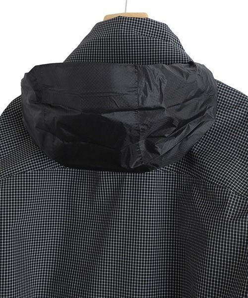 CMF OUTDOOR GARMENT（シーエムエフアウトドアガーメント）の「CMF OUTDOOR GARMENT / シーエムエフ アウトドア ガーメント：LEVEL6 MOD COEXIST：CMF2502-J10C[AST]（ナイロンジャケット・メンズ・ブラック系その他・L）」の4枚目の写真