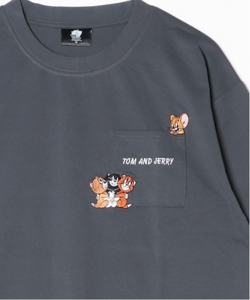 Tom&Jerry(トムアンドジェリー)の「【TOM&JERRY/トムとジェリー】キャラクター刺繍デザイン半袖ポケ付きTシャツ(吸水速乾) ユニセックス(Tシャツ/カットソー・メンズ・オフホワイト/ブラック/ホワイト/スミクロ・MEDIUM/LARGE)」の13枚目の写真