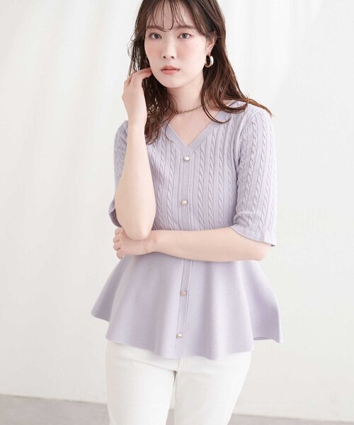 natural couture(ナチュラルクチュール)の「ケーブル編みペプラムニット(ニット/セーター・レディース・ネイビー/ミント/ラベンダー/オフホワイト/サックスブルー・FREE)」の13枚目の写真