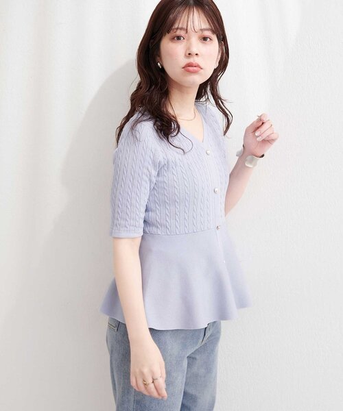 natural couture(ナチュラルクチュール)の「ケーブル編みペプラムニット(ニット/セーター・レディース・ネイビー/ミント/ラベンダー/オフホワイト/サックスブルー・FREE)」の18枚目の写真