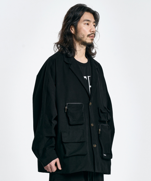 AJOBYAJO（アジョバイアジョ）の「Multi Pocket Batwing Jacket [BLACK]（テーラードジャケット・メンズ・その他・FREE）」の11枚目の写真