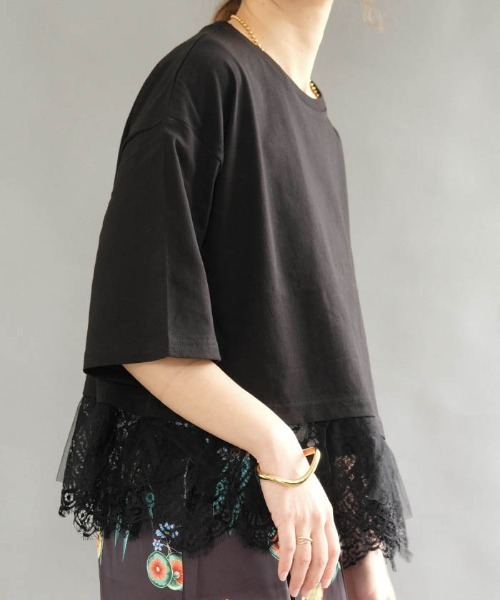 aquagarage(アクアガレージ)の「【新色イエロー追加】裾レースドッキングTシャツ(Tシャツ/カットソー・レディース・オフホワイト/ブラック・M)」の11枚目の写真