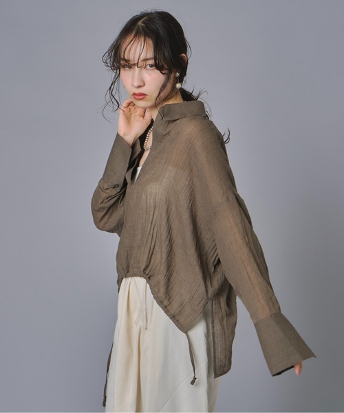 terrace（テラス）の「ドロストヘムスキッパーガーゼブラウス（シャツ/ブラウス・レディース・ブラック/ブラウン/オフホワイト・FREE）」の7枚目の写真